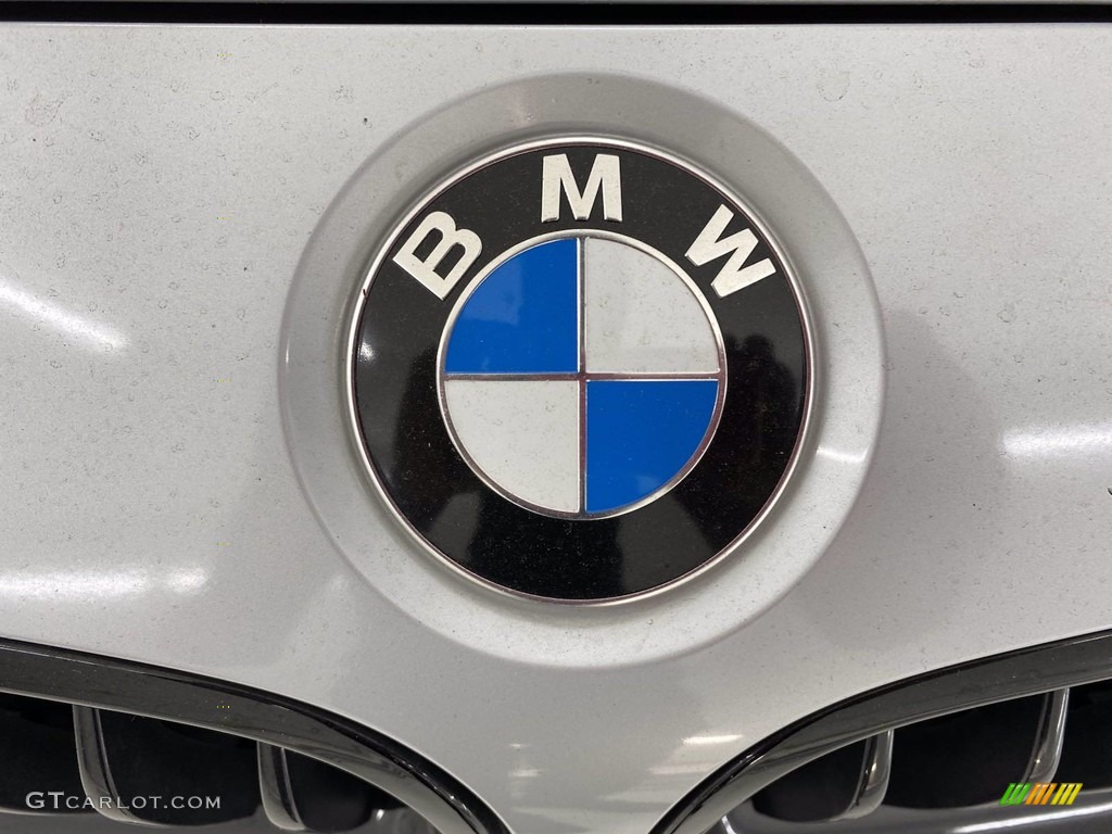 2018 3 Series 320i Sedan - Glacier Silver Metallic / Black photo #8
