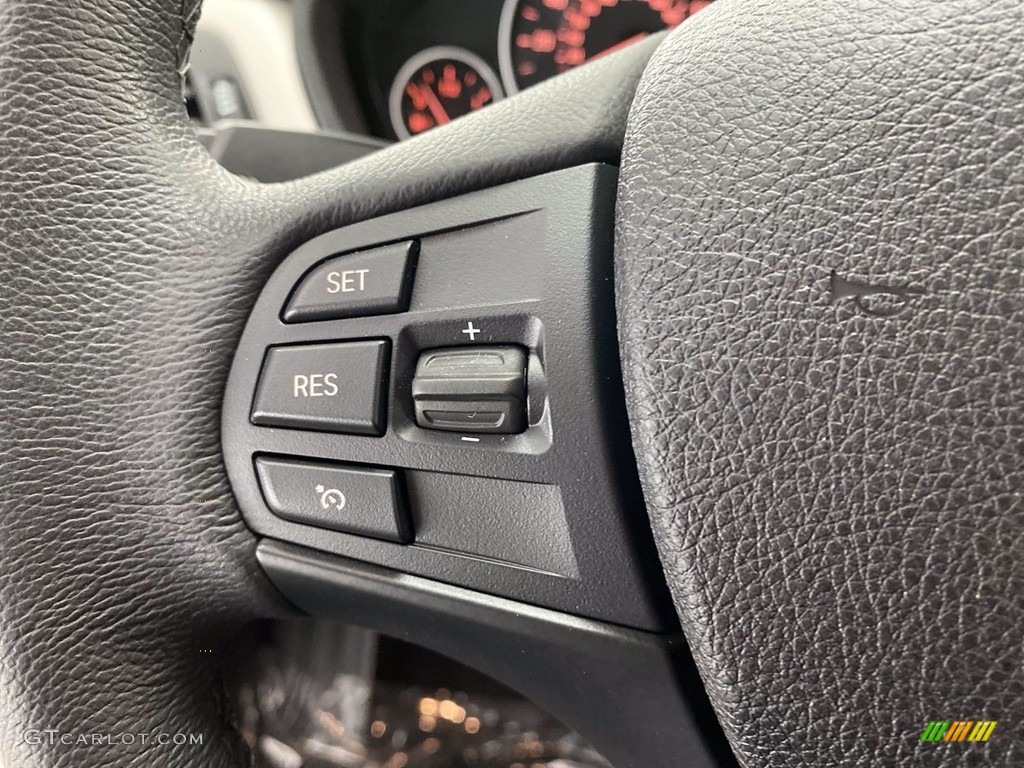 2018 3 Series 320i Sedan - Glacier Silver Metallic / Black photo #19