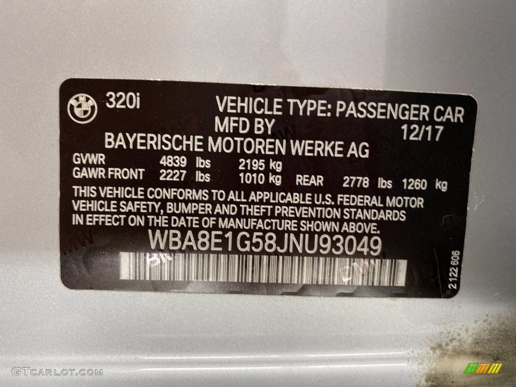 2018 3 Series 320i Sedan - Glacier Silver Metallic / Black photo #36