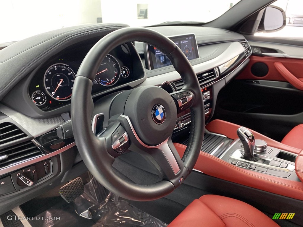 2018 X6 sDrive35i - Alpine White / Coral Red/Black photo #16