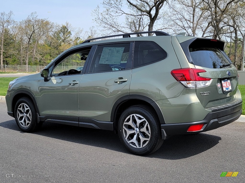 2021 Forester 2.5i Premium - Jasper Green Metallic / Gray photo #4