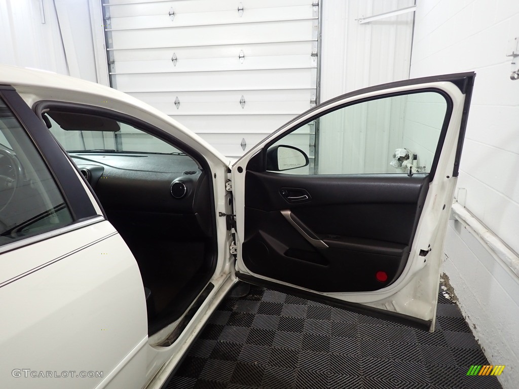 2008 G6 Sedan - Ivory White / Ebony Black photo #25