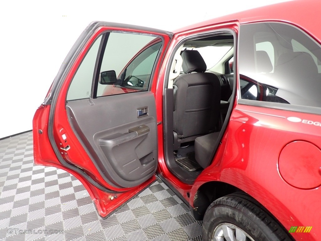 2010 Edge SEL - Red Candy Metallic / Charcoal Black photo #25