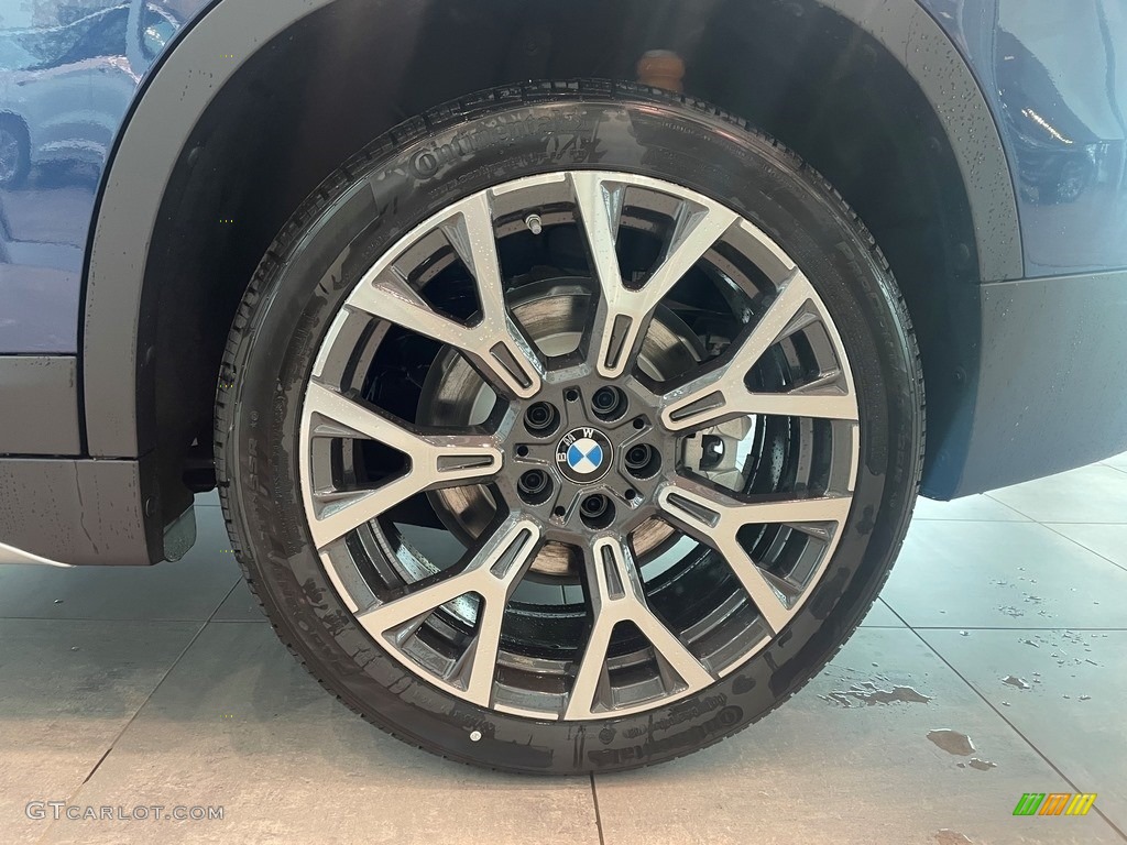 2021 X1 xDrive28i - Phytonic Blue Metallic / Black photo #5