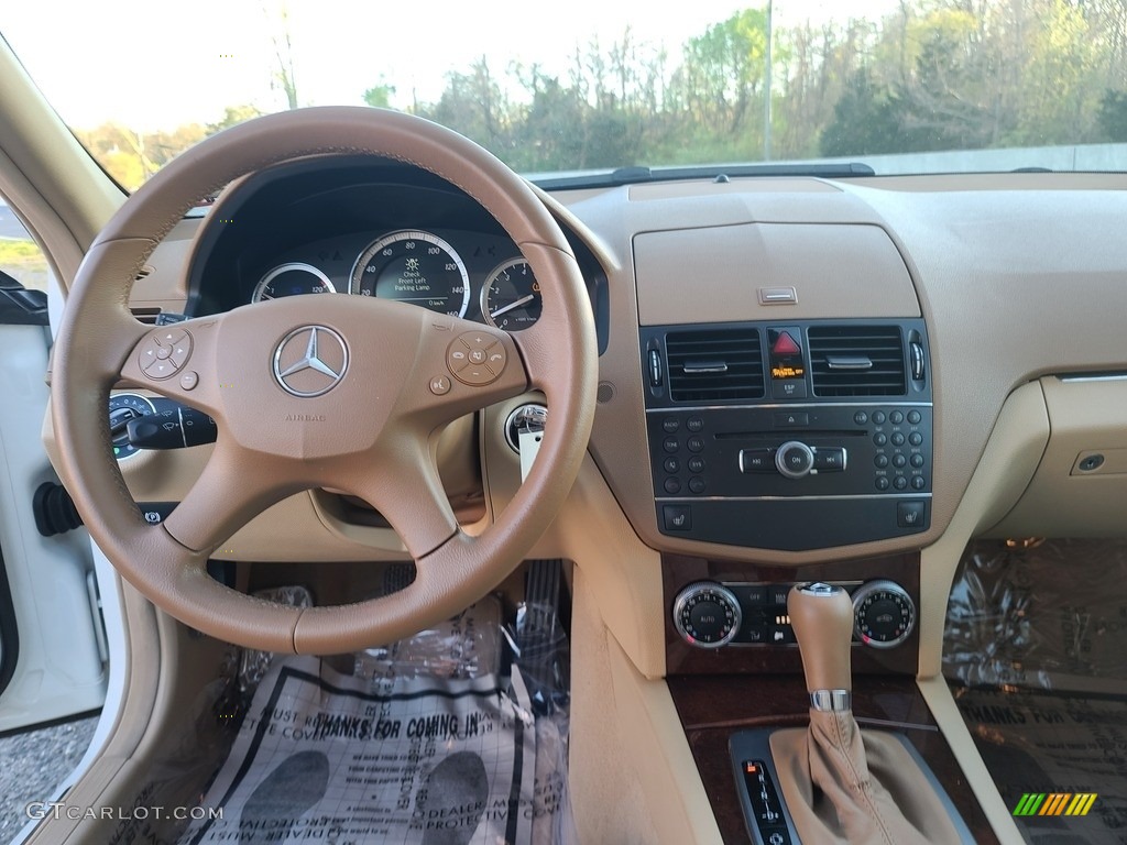 2008 C 300 4Matic Luxury - Arctic White / Savanna/Cashmere photo #18