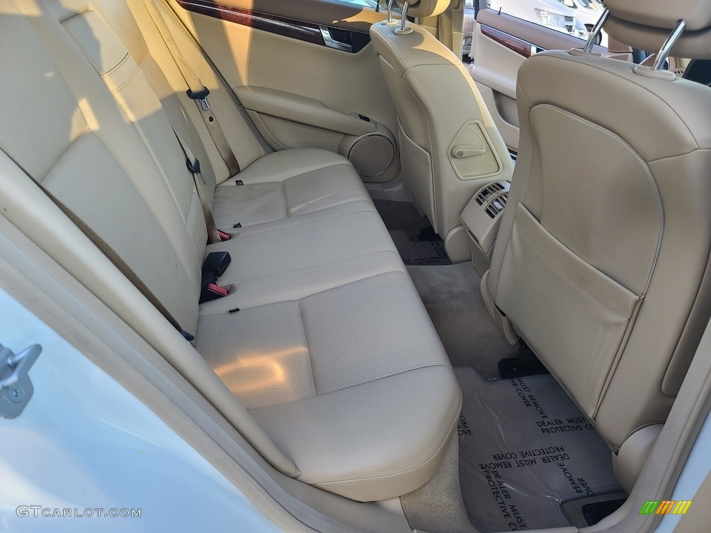 2008 C 300 4Matic Luxury - Arctic White / Savanna/Cashmere photo #21