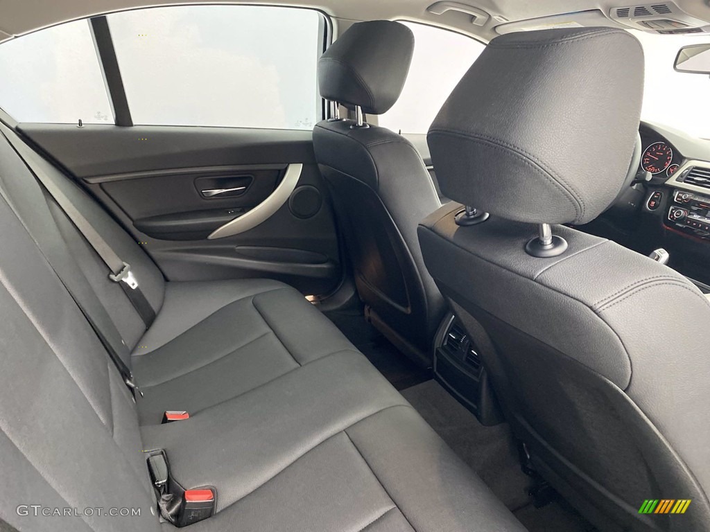 2018 3 Series 320i Sedan - Jet Black / Black photo #35