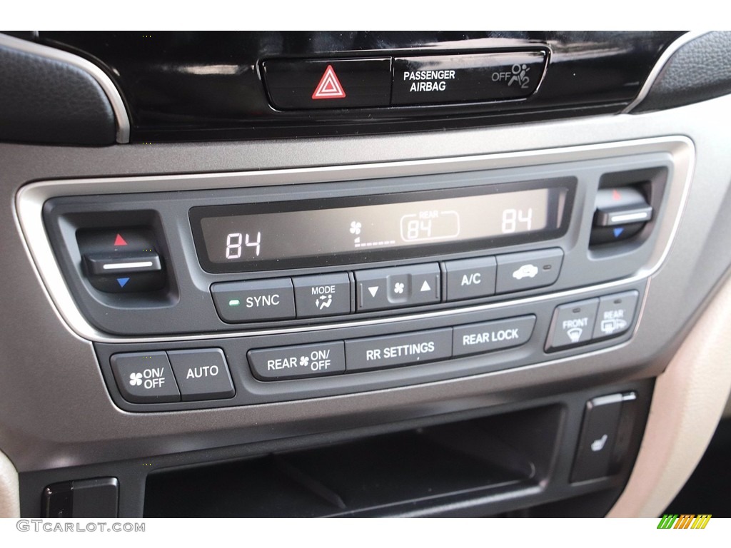 2021 Honda Pilot EX Controls Photo #141831437