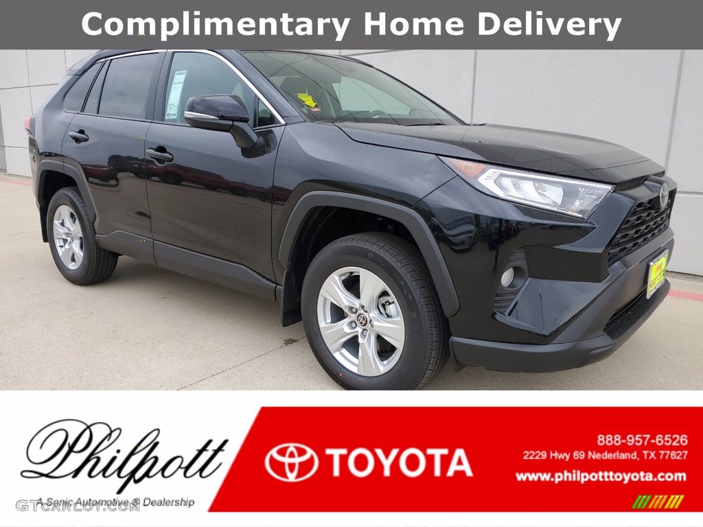 2021 RAV4 XLE - Midnight Black Metallic / Black photo #1