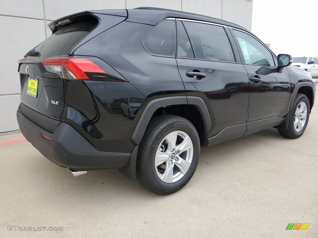 2021 RAV4 XLE - Midnight Black Metallic / Black photo #3