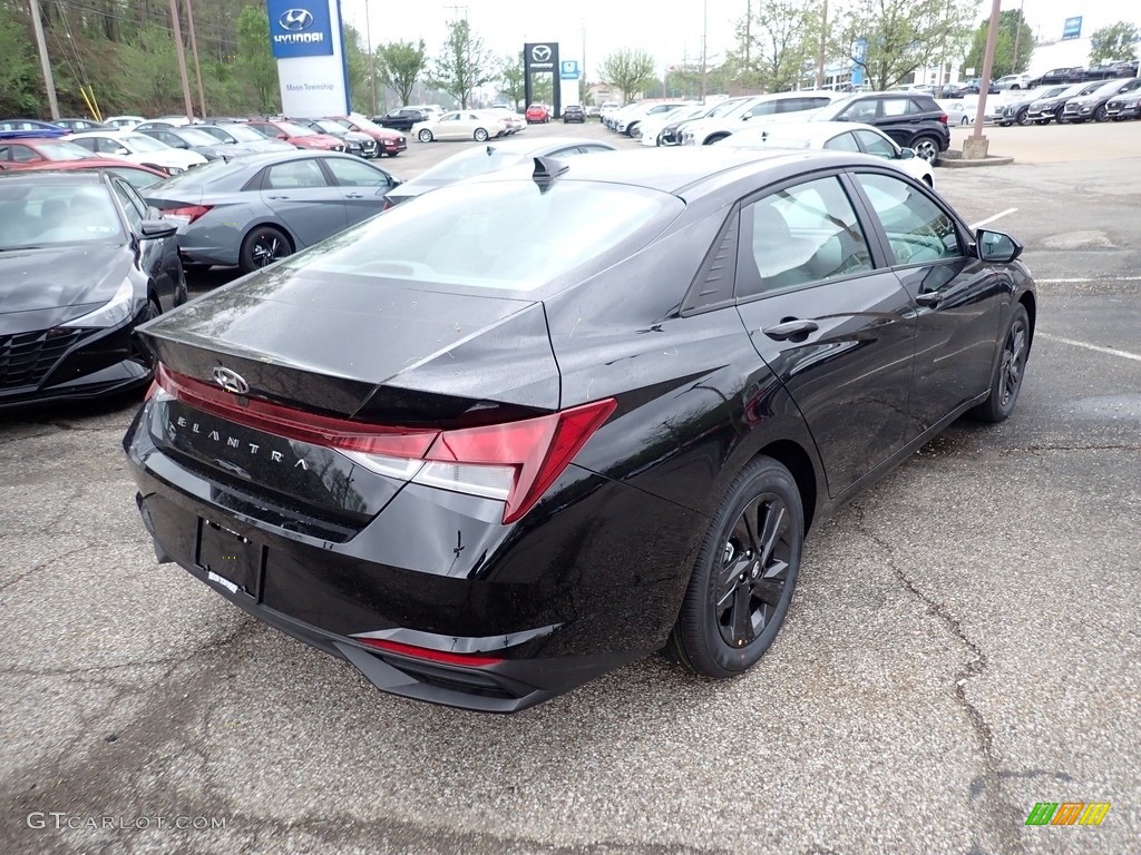 2021 Elantra SEL - Phantom Black / Medium Gray photo #2