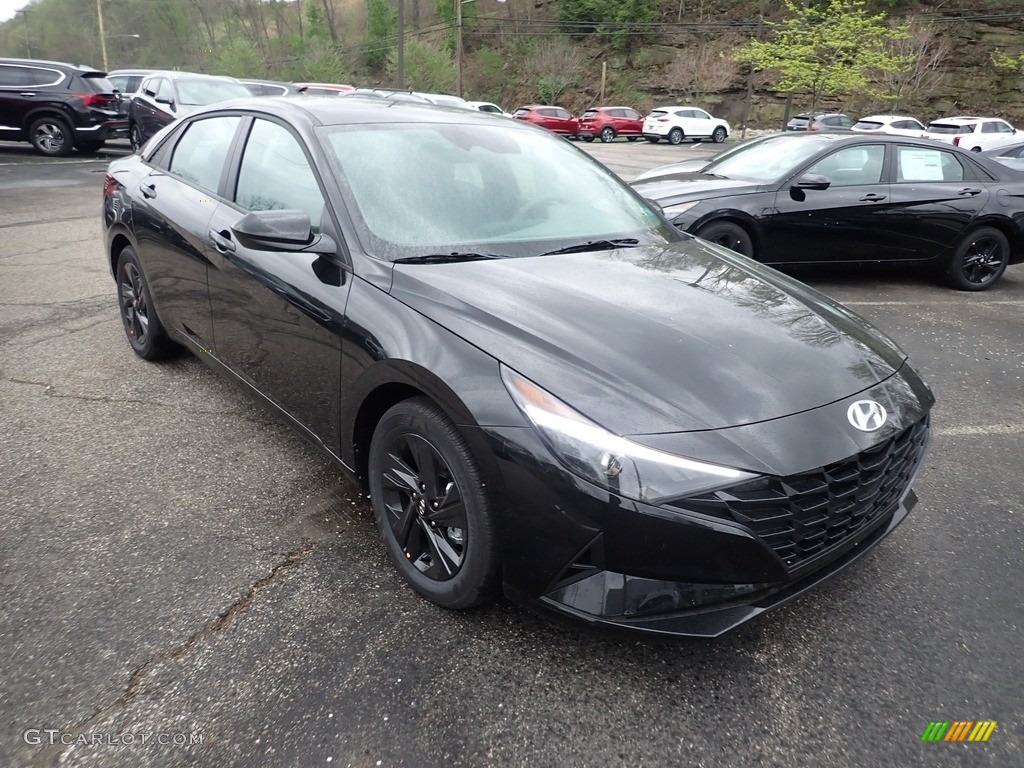 2021 Elantra SEL - Phantom Black / Medium Gray photo #3