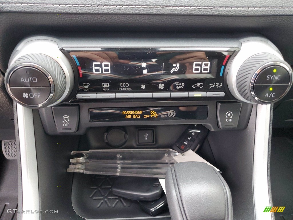 2021 RAV4 XLE - Midnight Black Metallic / Black photo #24