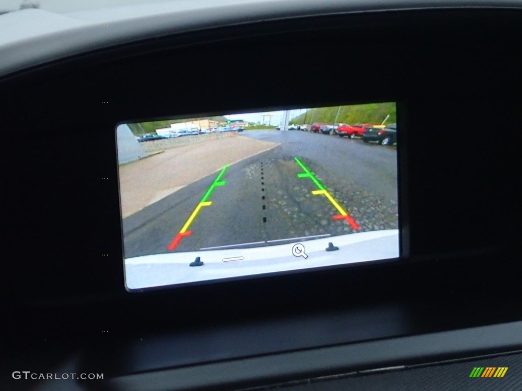 2018 Escape SE 4WD - Oxford White / Charcoal Black photo #25