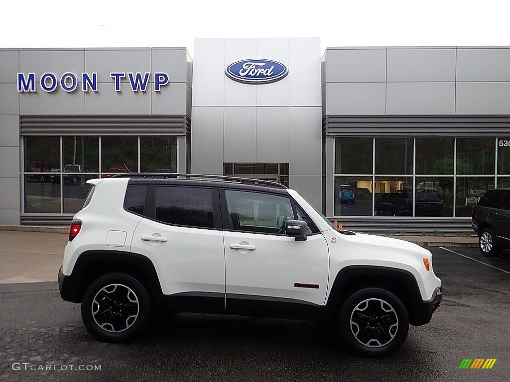 2017 Renegade Trailhawk 4x4 - Alpine White / Black photo #1