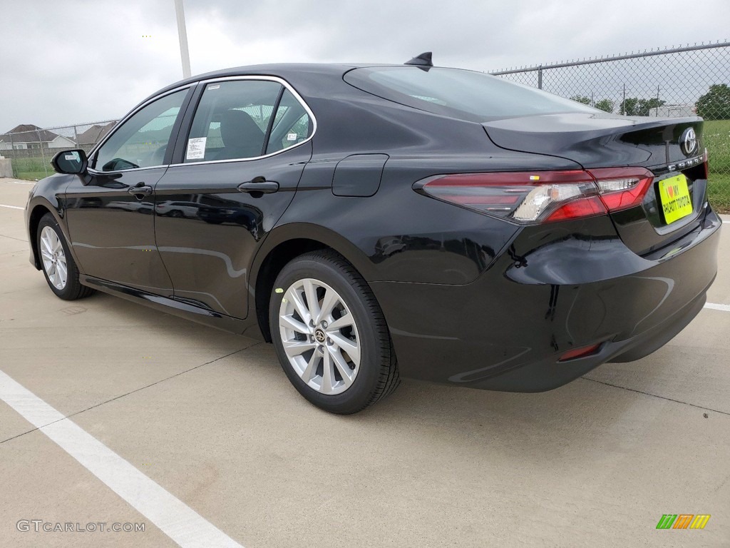 2021 Camry LE - Midnight Black Metallic / Ash photo #11