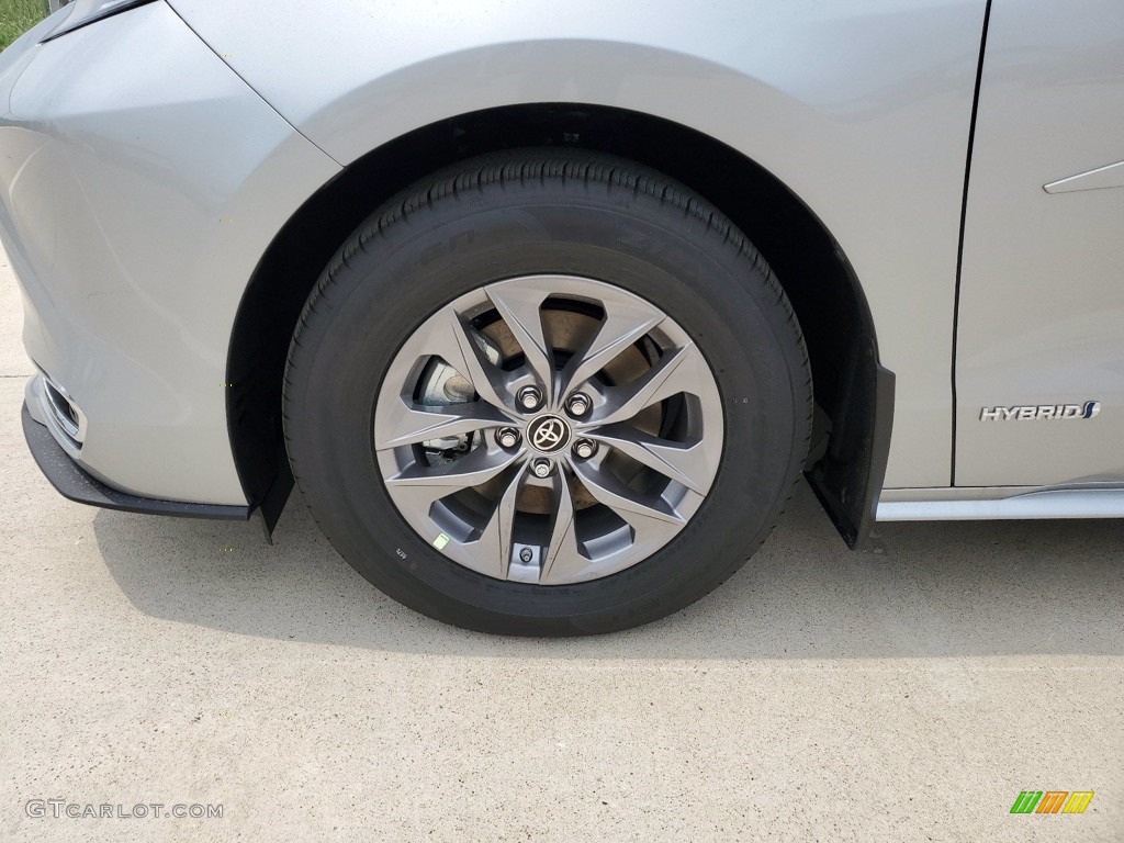 2021 Sienna XLE Hybrid - Celestial Silver Metallic / Gray photo #10