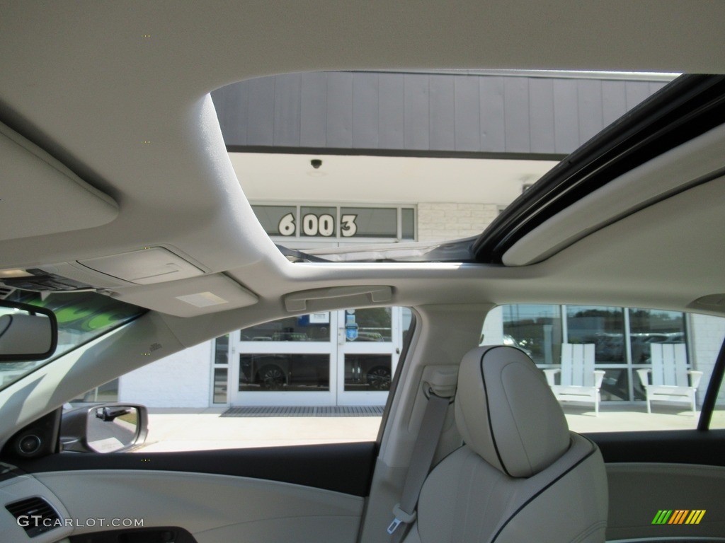 2020 RLX FWD - Gilded Pewter Metallic / Seacoast photo #11