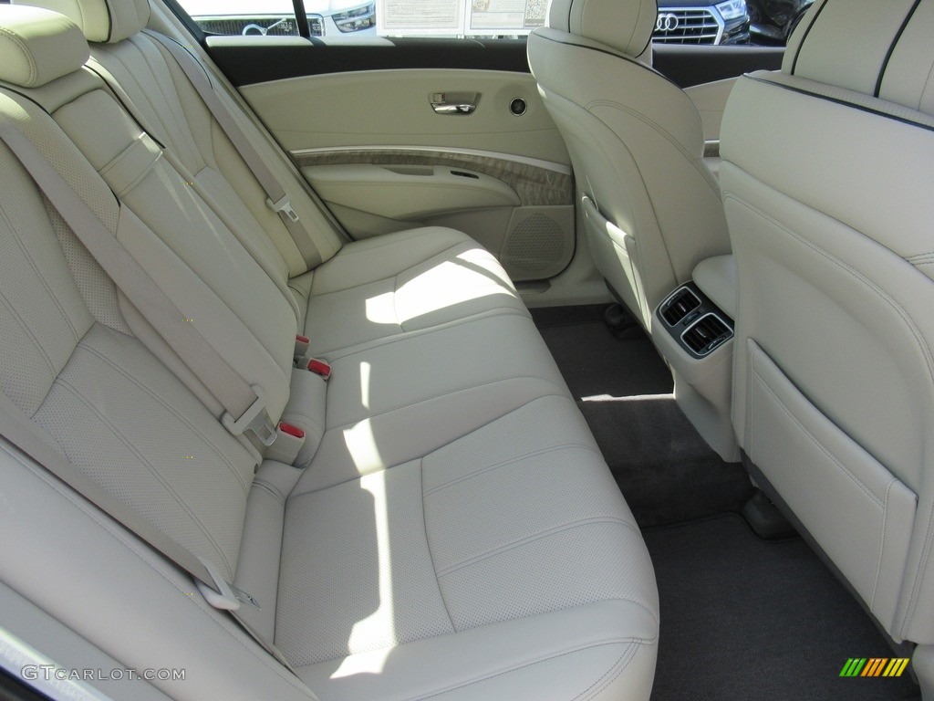 2020 RLX FWD - Gilded Pewter Metallic / Seacoast photo #14