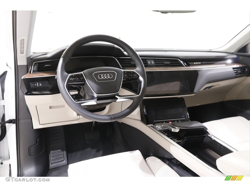 2019 Audi e-tron Prestige quattro Pearl Beige Dashboard Photo #141837061