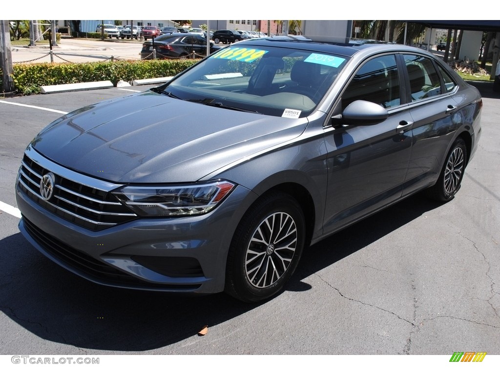 2019 Jetta SE - Platinum Gray Metallic / Titan Black photo #4