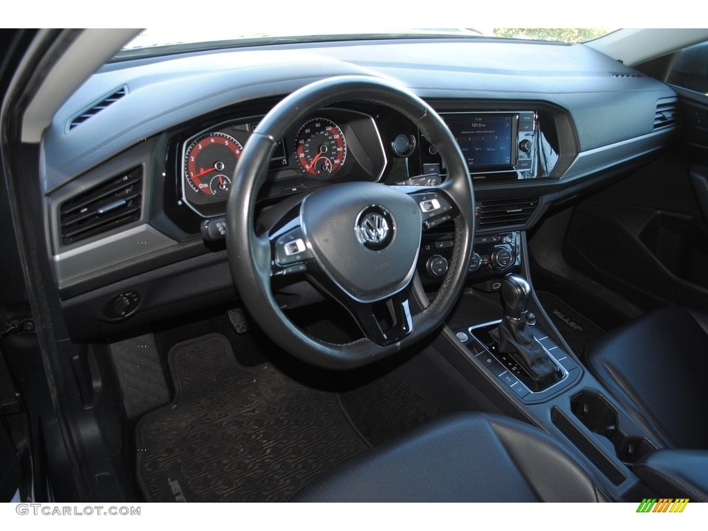 2019 Jetta SE - Platinum Gray Metallic / Titan Black photo #15