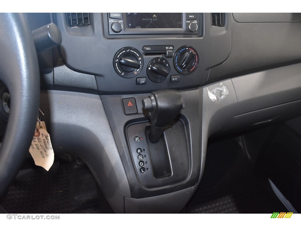 2019 NV200 SV - Fresh Powder White / Gray photo #15
