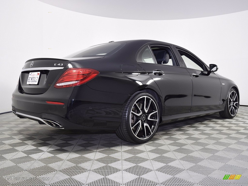 2018 E 43 AMG 4Matic Sedan - Black / Black photo #3