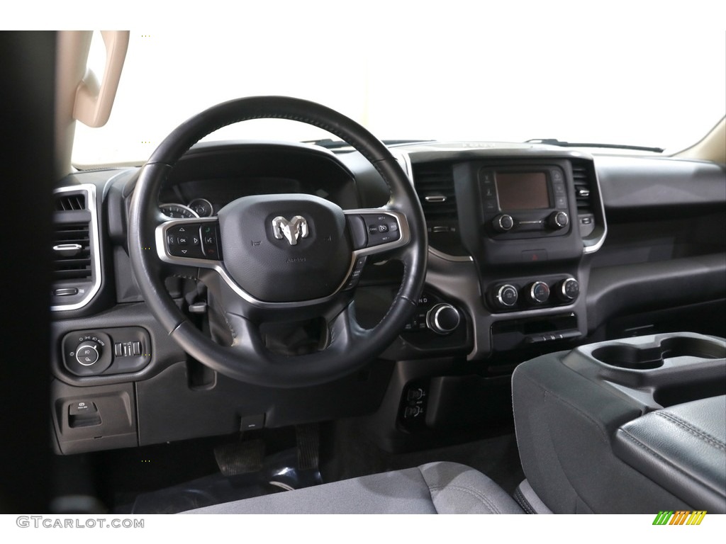 2019 1500 Big Horn Quad Cab 4x4 - Bright White / Black/Diesel Gray photo #6