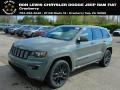 Sting-Gray - Grand Cherokee Laredo 4x4 Photo No. 1