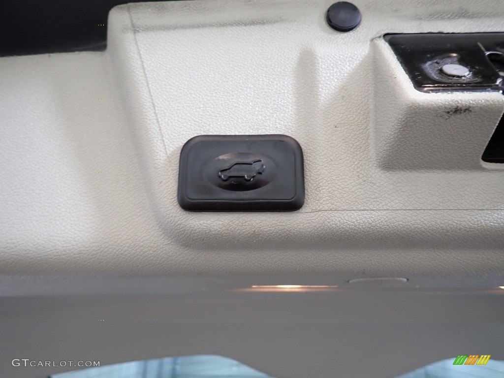 2013 Enclave Leather - Iridium Metallic / Titanium Leather photo #20