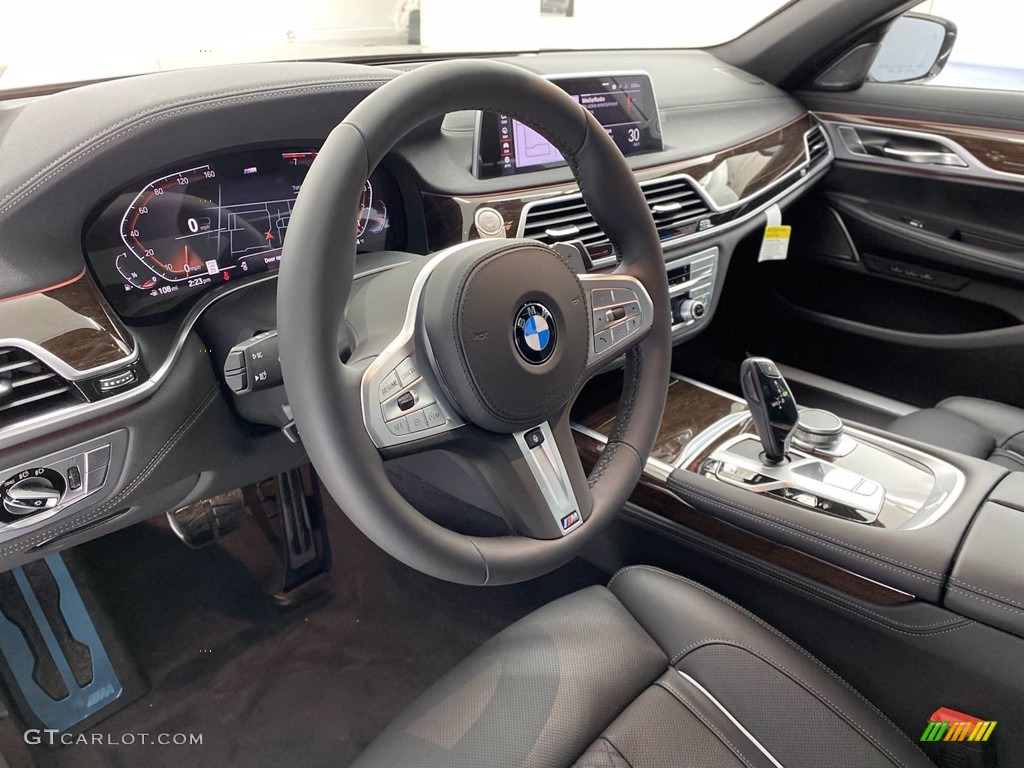 2022 BMW 7 Series 740i Sedan Black Steering Wheel Photo #141848141