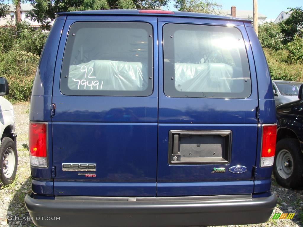 2009 E Series Van E350 Super Duty XL Extended Passenger - Dark Blue Pearl / Medium Flint photo #5