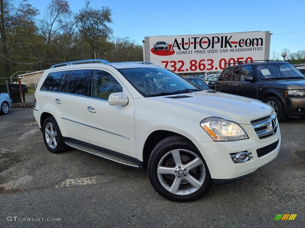 Arctic White Mercedes-Benz GL