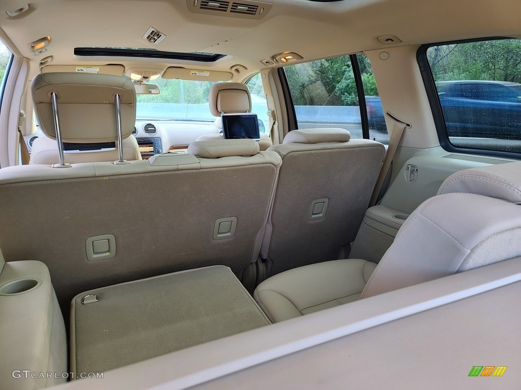 2009 GL 450 4Matic - Arctic White / Cashmere photo #26
