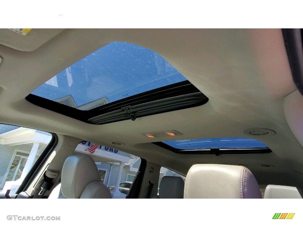2011 Traverse LTZ AWD - Steel Green Metallic / Light Gray/Ebony photo #17