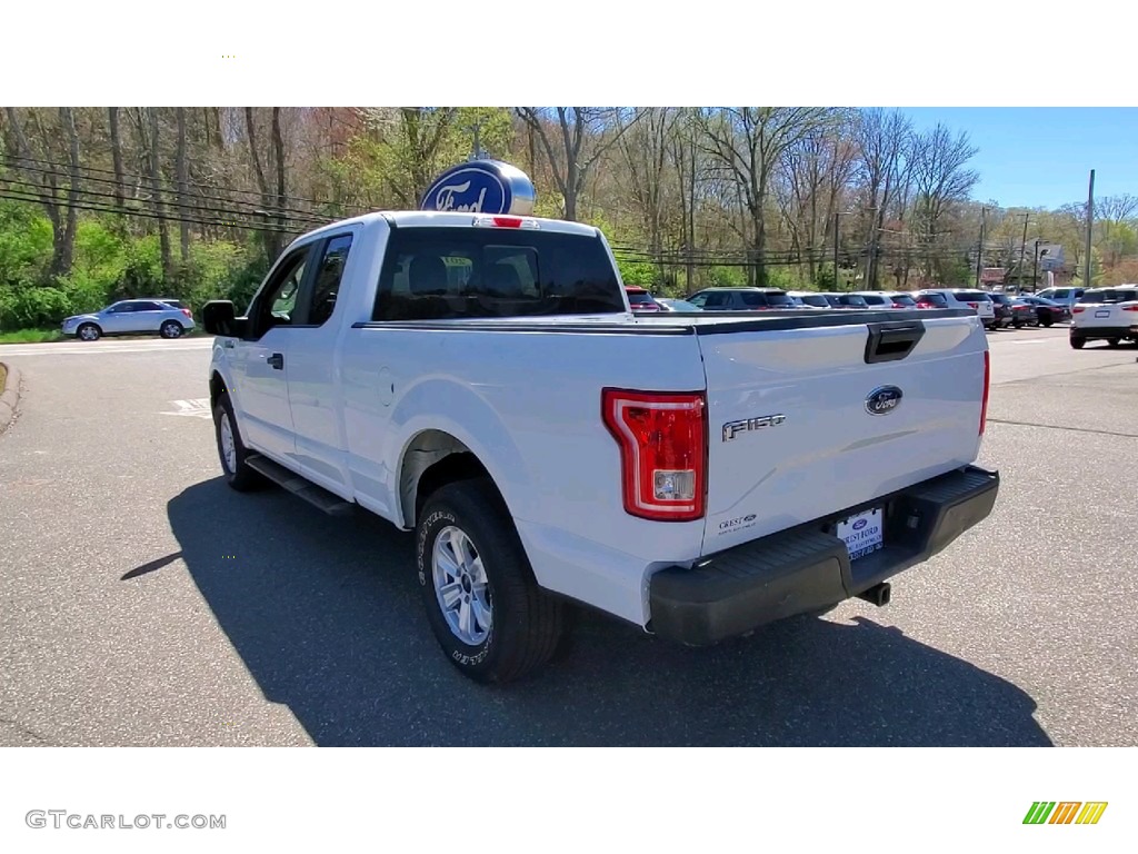 2017 F150 XL SuperCab 4x4 - Oxford White / Earth Gray photo #5