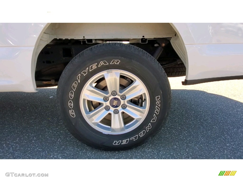 2017 F150 XL SuperCab 4x4 - Oxford White / Earth Gray photo #19