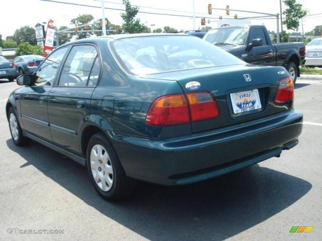 1999 Civic VP Sedan - Clover Green Pearl / Beige photo #18