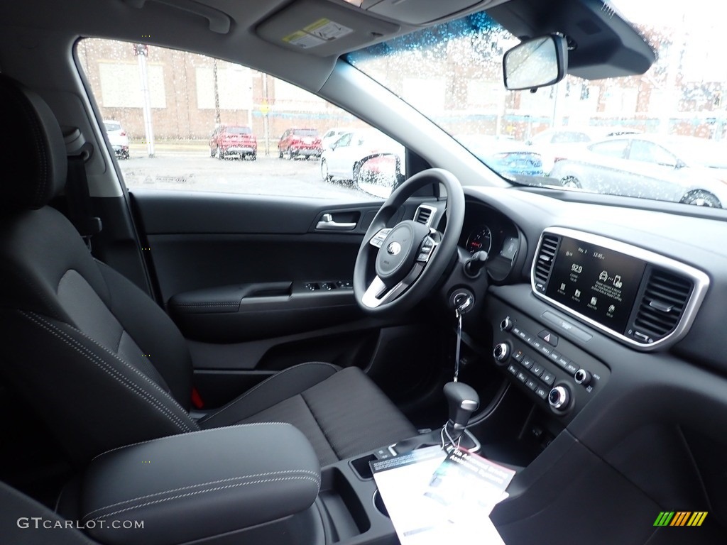 2022 Kia Sportage LX AWD Front Seat Photos