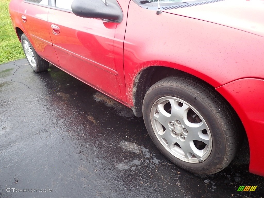 2005 Neon SXT - Flame Red / Dark Slate Gray photo #3