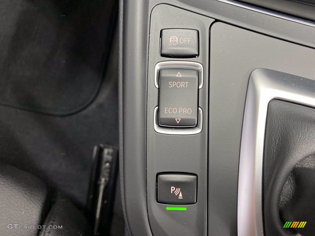 2018 3 Series 330i Sedan - Glacier Silver Metallic / Black photo #28