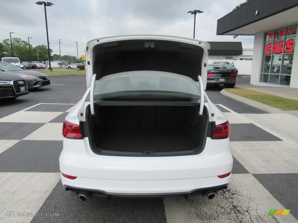 2020 A3 2.0 S Line Premium quattro - Ibis White / Black photo #5