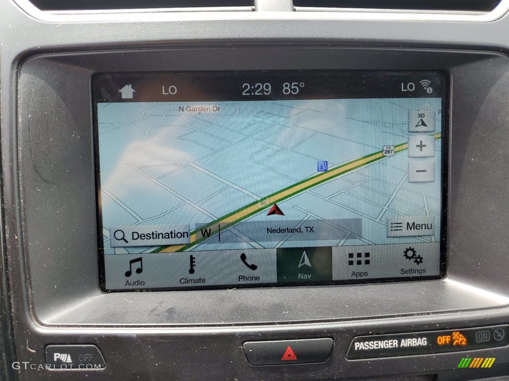 2018 Explorer XLT - Oxford White / Ebony Black photo #21