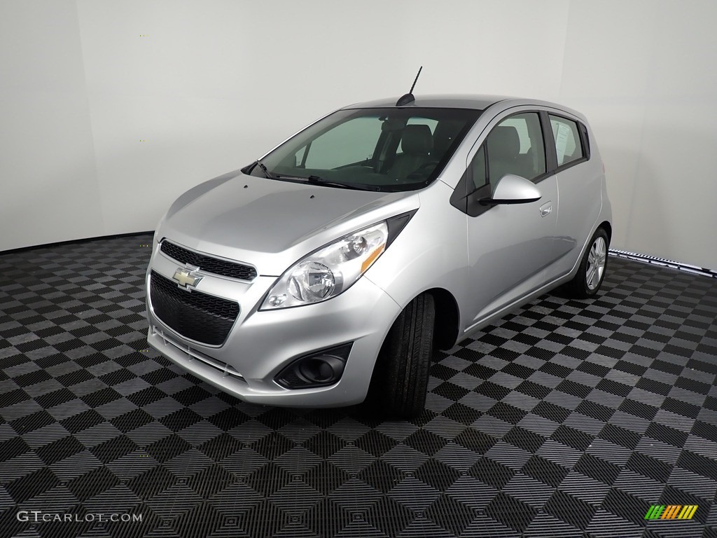 2015 Spark LT - Silver Ice / Silver/Silver photo #7