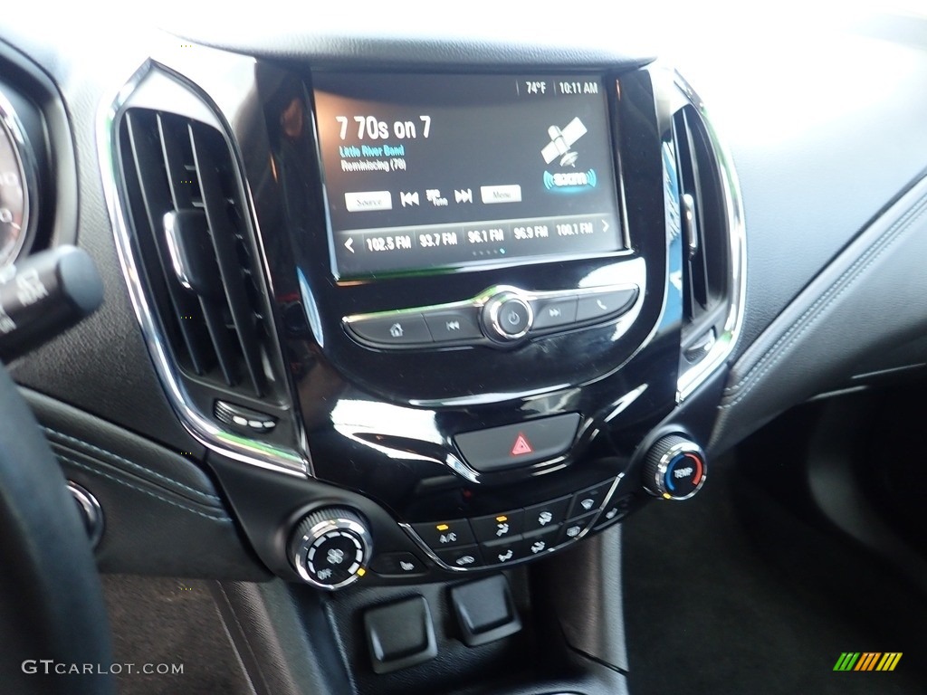 2018 Chevrolet Cruze Premier Hatchback Audio System Photo #141872002