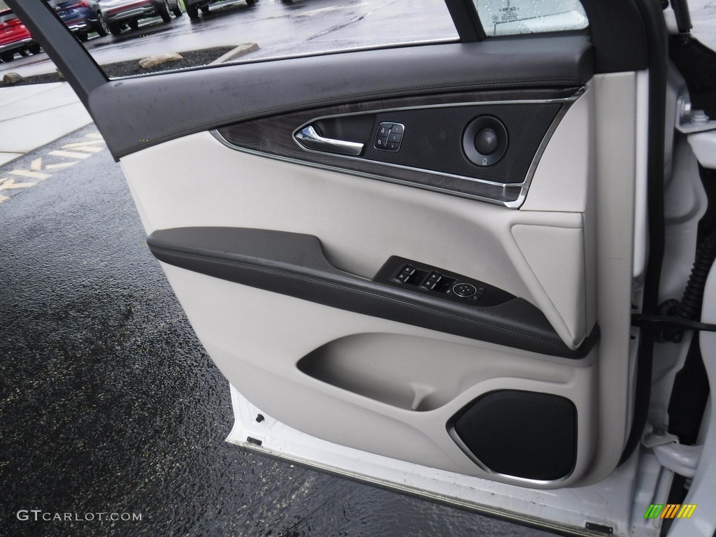 2016 Lincoln MKX Reserve AWD Cappuccino Door Panel Photo #141872227