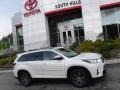 2019 Blizzard Pearl White Toyota Highlander XLE AWD  photo #2