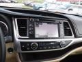 2019 Blizzard Pearl White Toyota Highlander XLE AWD  photo #3