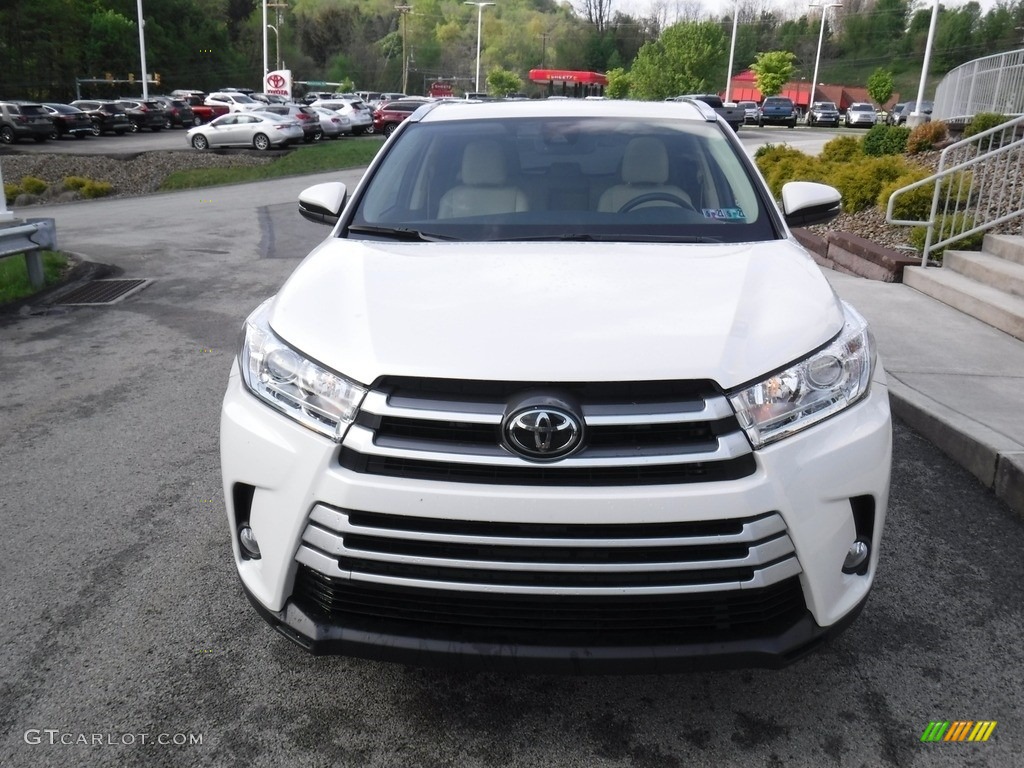 2019 Highlander XLE AWD - Blizzard Pearl White / Almond photo #8